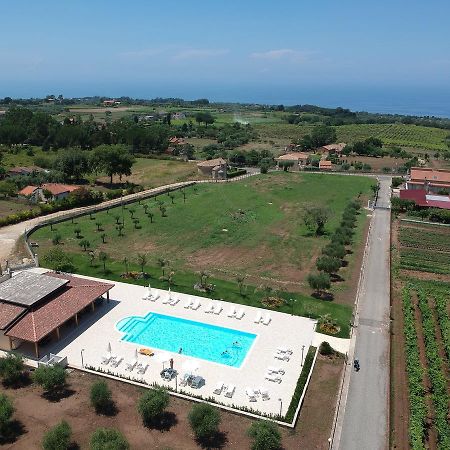 Borgo San Cosmo Tropea Bed and Breakfast Brattiro Exteriör bild