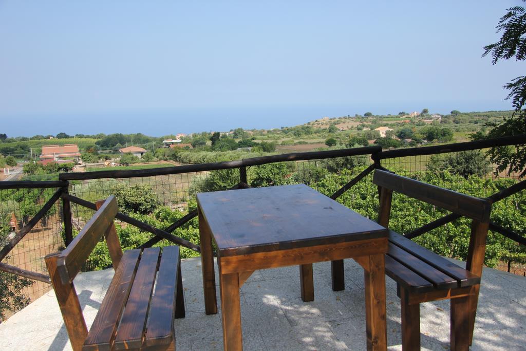 Borgo San Cosmo Tropea Bed and Breakfast Brattiro Exteriör bild